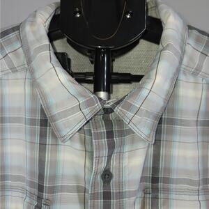 The North Face XL Plaid Button Up Shirt Mens Short Sleeve Outdoor Hiking Gray